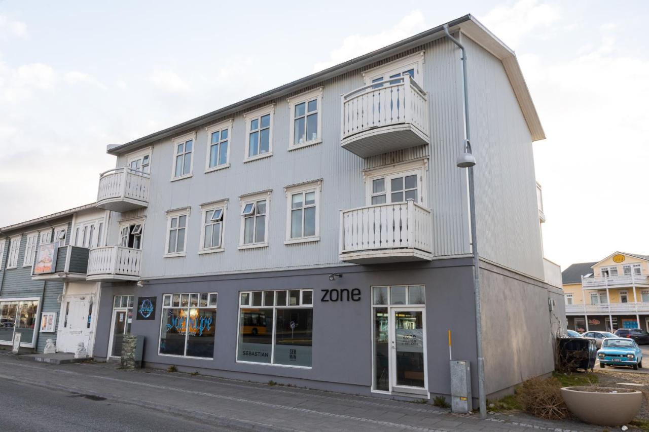 Central Apartment With Two Bedrooms And Balcony- Strandgata 9 Akureyri Kültér fotó